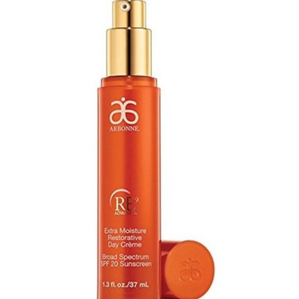 RE9 Advanced  Extra Moisture Restorative  Day Crea